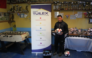 Remise d'équipements par l'entreprise TUILEX